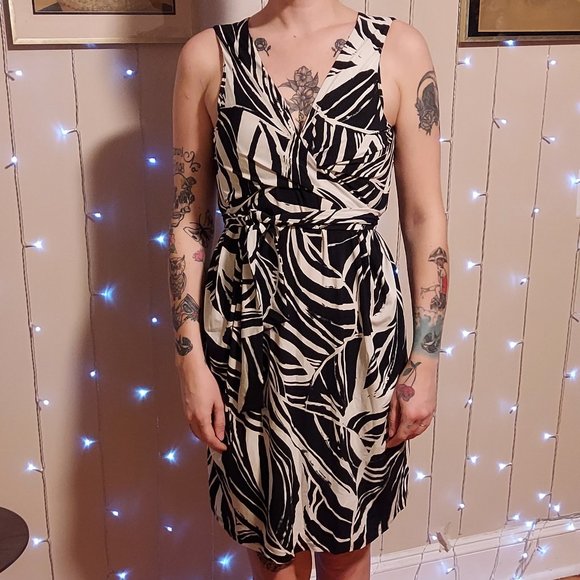 Kenneth Cole New York Wrap Dress, Size Large - Picture 1 of 8